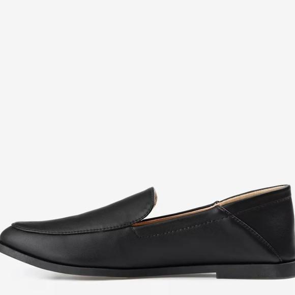 NWT Journee Collection
Women\'s Corinne Slip On Loafers main image 5